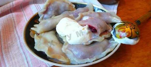 Вареники на воде с вишней