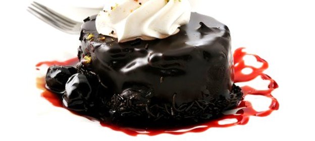 Горячий шоколадный торт