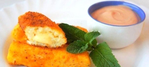 Картофельные палочки с сыром