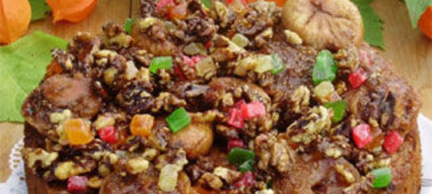 Кекс Сказка с глазированными фруктами и орехами