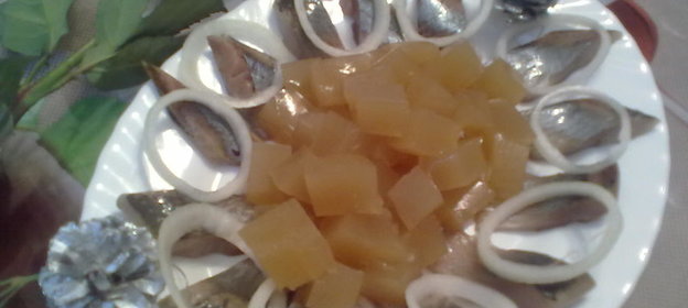 Закуска из сельди с горчично-яблочным желе...Разгрузочное воскресенье)))