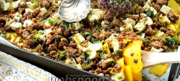 Запеканка из бараньего фарша с тыквой и фетой