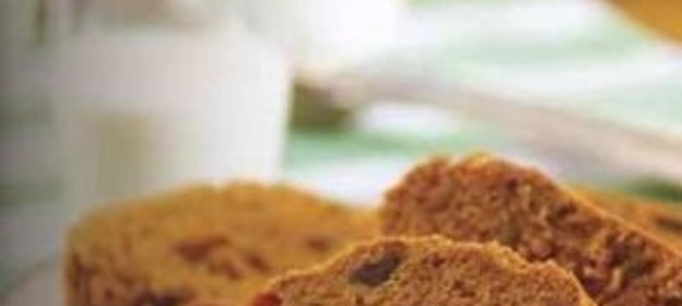 Яблочный кекс с финиками