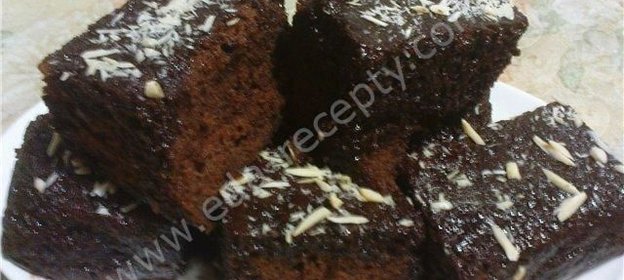 Шоколадное пирожное