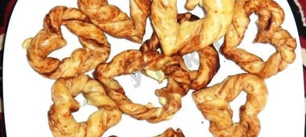 Постные булочки с корицей