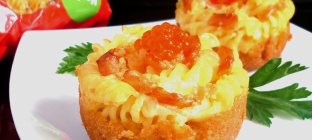 Закусочные кексы-фузилли с моцареллой,пармезаном и сливочным сыром