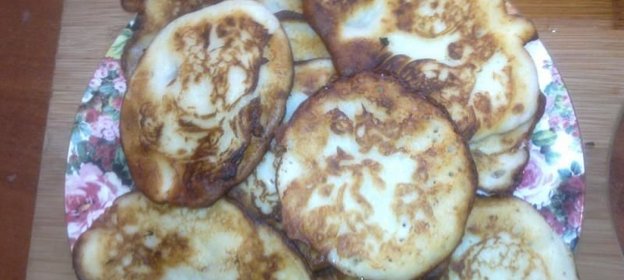 Оладьи с сыром на кислом молоке