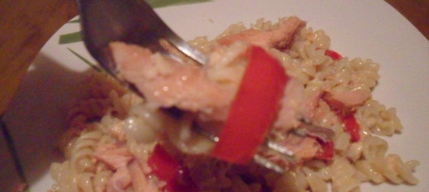 Паста с лососем горячего копчения