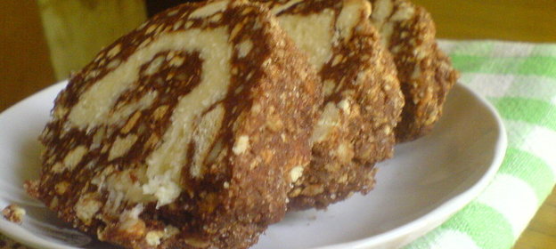 шоколадно-кокосовый рулет