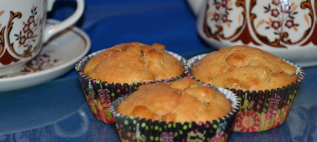 Йогуртовые кексы с яблоком и мандарином