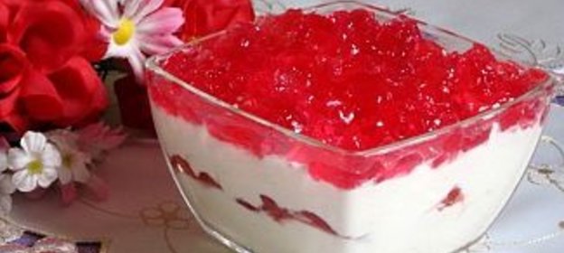 Творожный десерт Ягодка