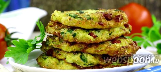 Оладьи из кабачков с колбасой