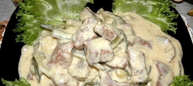 Гуляш со сливками